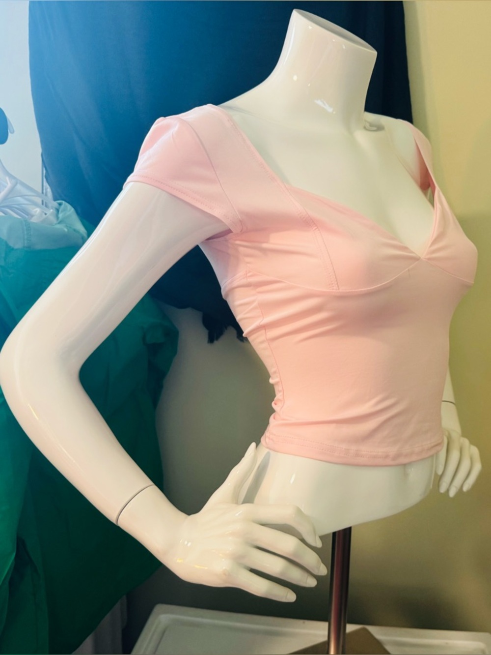 👑 Pretty Women's Pink V-Neck Short Sleeve Fitted Top Size Small